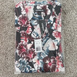 Express Men's Floral collared Hawaiian button down short sleeve Shirt large blue